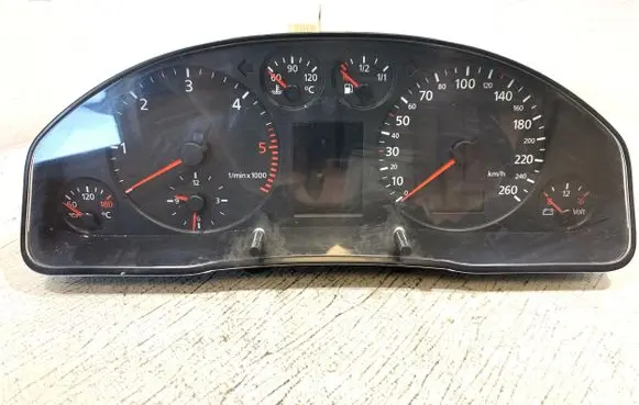 Audi A6 S6 C5 4B Speedometer (instrument cluster) 4B0919881X 110208890016