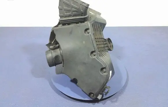 Audi A5 8T 8F Air filter box 8K0133835CD