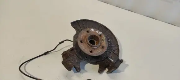 Mercedes-Benz ML W163 Front wheel hub