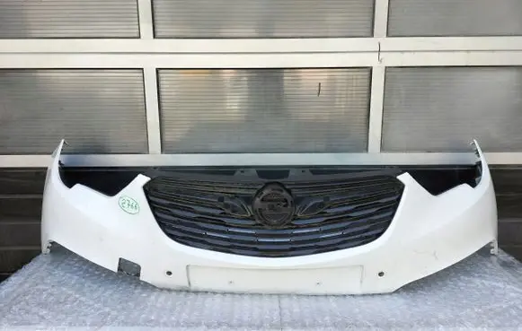 Opel Crossland X Front bumper 39097382