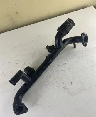 Audi A6 S6 C6 4F Engine coolant pipe/hose