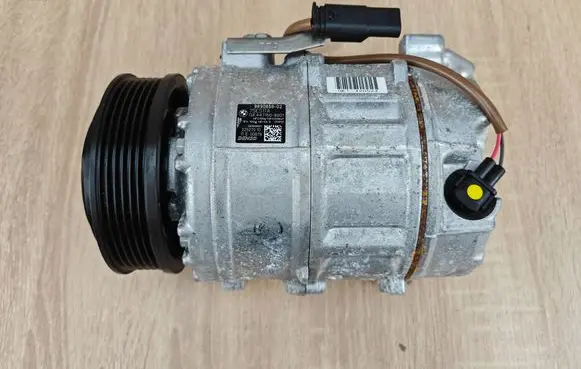 BMW 5 G30 G31 G38 Air conditioning (A/C) compressor (pump) 9890656