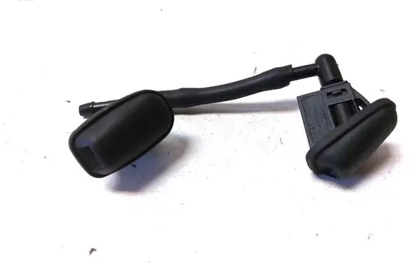 Ford B-MAX Windshield washer spray nozzle