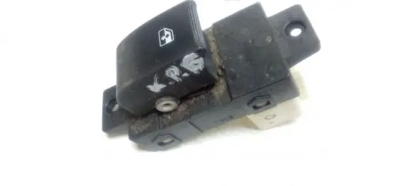 Chevrolet Captiva Electric window control switch