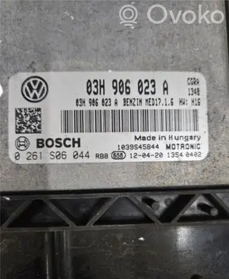 Porsche Cayenne (92A) Engine control unit/module 03H906023A 0261S06044