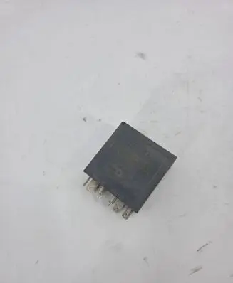Skoda Superb B5 (3U) Window wiper relay 1J0955531 A041102 5WK1045