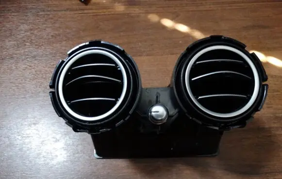 Mercedes-Benz E W213 Dash center air vent grill A2138309501W213