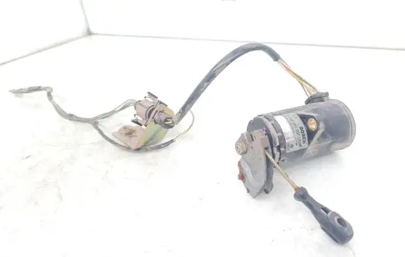 Volkswagen PASSAT B4 Accelerator pedal position sensor 0205001037 3A1721568B