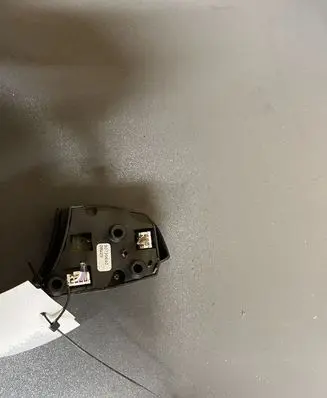 Volvo XC60 Steering wheel buttons/switches 30739640