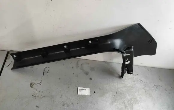 Audi Q2 - Foot area side trim 81b867271a