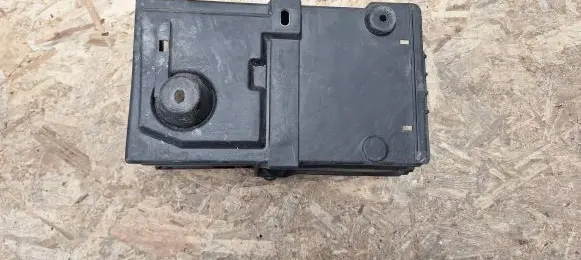 Battery box tray