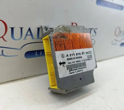 Mercedes-Benz CLS C219 Airbag control unit/module A2118705726