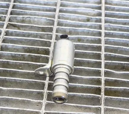 Ford Mustang V Turbo solenoid valve CJ5E6B297AA