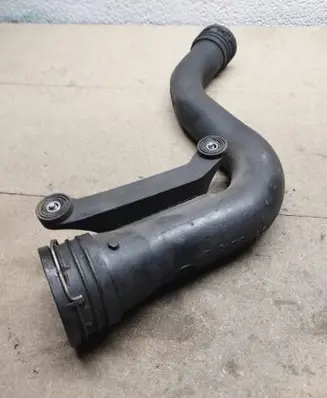 Skoda Octavia Mk2 (1Z) Air intake hose/pipe 1K0145762CK