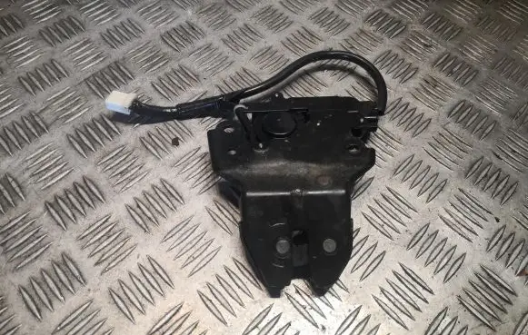 Chrysler 300 - 300C Tailgate/trunk/boot lock/catch/latch 5065581AA