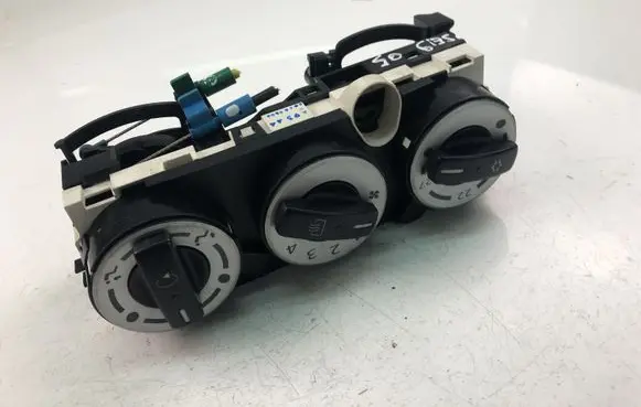 Mitsubishi Colt Climate control unit 60668304