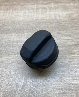 Audi A4 S4 B5 8D Fuel tank cap 191201553A