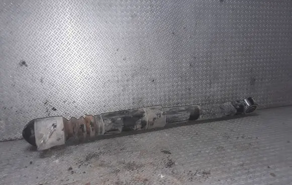 Volkswagen Touran I Rear shock absorber/damper