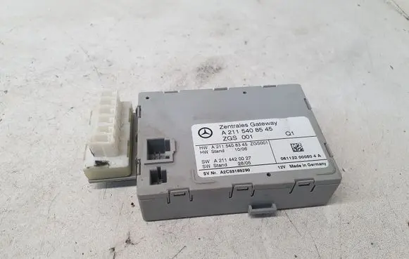Mercedes-Benz E W211 Gateway control module A2115408545 061122000504A