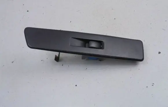 Mitsubishi Pajero Pinin Electric window control switch MR480792F