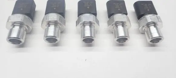 Audi A3 S3 8V Air conditioning (A/C) pressure sensor 5Q0959126A