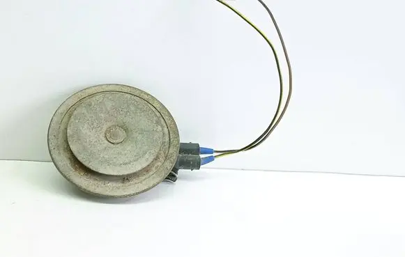 Volkswagen Golf III Horn signal