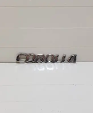 Toyota Corolla Verso E121 Manufacturers badge/model letters 