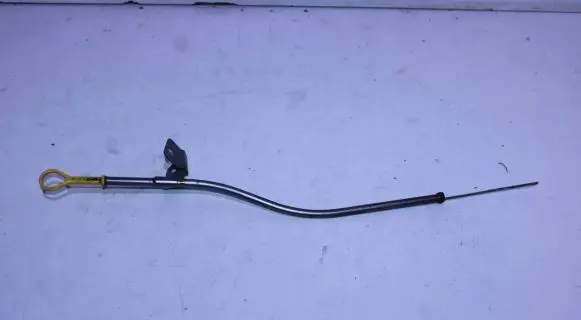 Mazda CX-7 Oil level dip stick 
