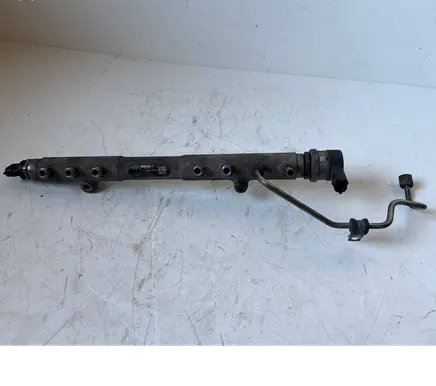 Volvo V70 Fuel main line pipe 31259011