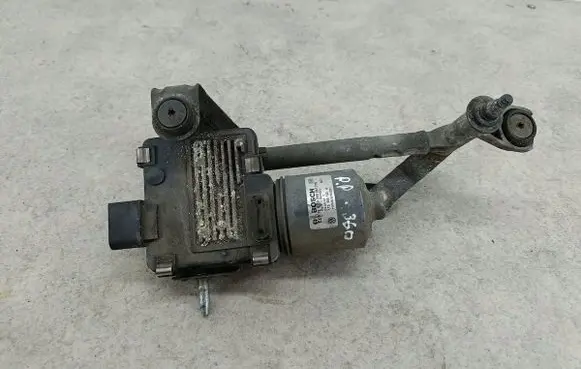 Volkswagen Touran I Front wiper linkage 
