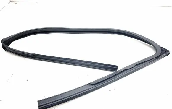 Mazda CX-5 II Rubber seal front door (on door) 