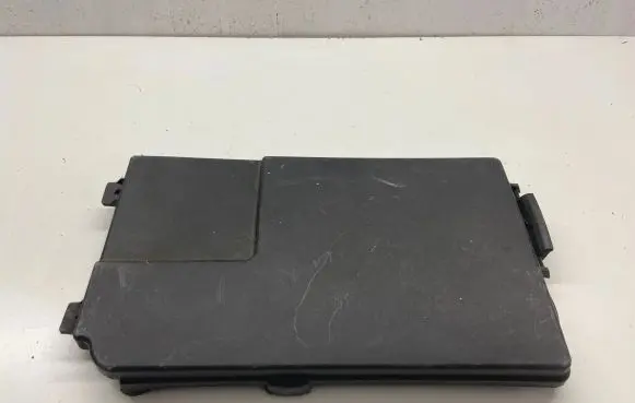 Volkswagen Golf V Battery box tray cover/lid 1K0915443