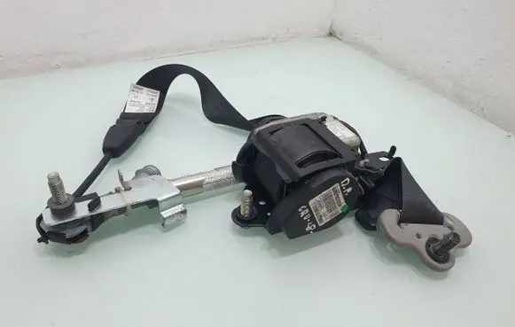 Honda CR-V Front seatbelt 608200200A