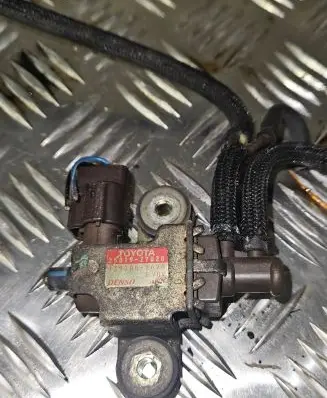 Toyota Corolla Verso E121 Turbo solenoid valve 1397000670