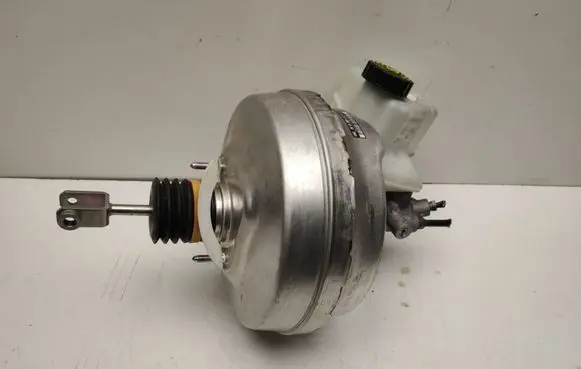 Mercedes-Benz CLS C218 X218 Brake booster A2124301330