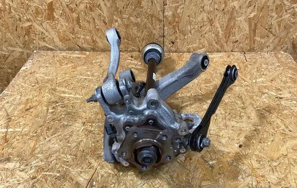 Porsche Macan (95B) Rear wheel hub spindle/knuckle 95B505432BY 95b501204 8r0505312f