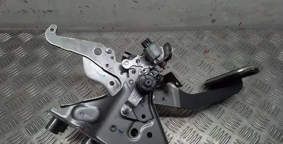 Lexus RX V Brake pedal 8951042020