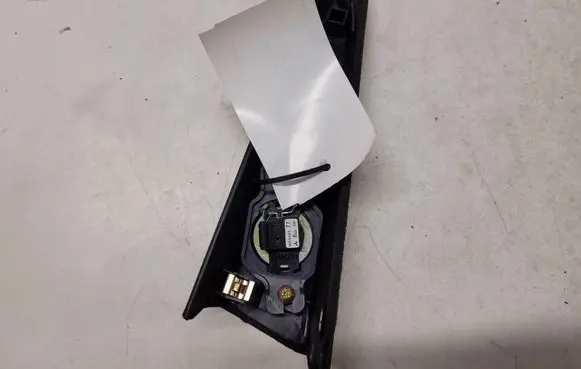 Mitsubishi Grandis Front door high frequency speaker MR986377 MN151790