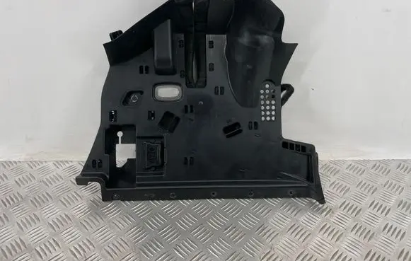 Mercedes-Benz E W212 Dashboard lower bottom trim panel A2126801089