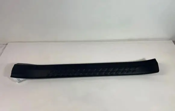 Toyota C-HR I Front sill trim cover 67913F4010