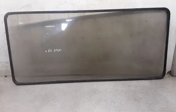 Mercedes-Benz Sprinter W901 W902 W903 W904 Rear side window