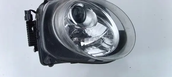 Nissan Juke I F15 Headlight/headlamp