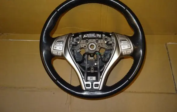 Nissan X-Trail T32 Steering wheel