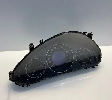 Mercedes-Benz E W211 Speedometer (instrument cluster) A2115402311 110080004019 2115402311