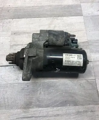 Volkswagen Golf VI Starter motor 02Z911024H 02102011 0001153007