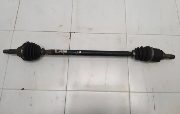 Volkswagen Up Front driveshaft 1S0407762D