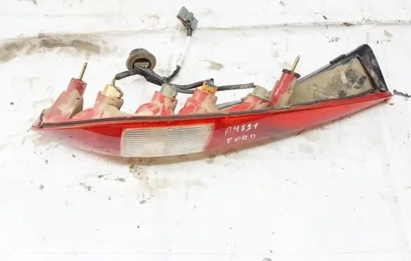 Ford Mondeo Mk III Rear/tail lights 1s7113405c 1s71-13405-c