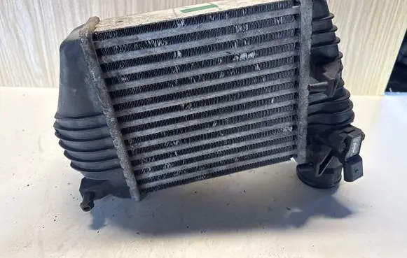 Audi A6 S6 C6 4F Intercooler radiator 4F0145805AB 7988910 6070163