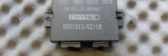 Audi A4 S4 B5 8D Parking PDC control unit/module 4B0919283