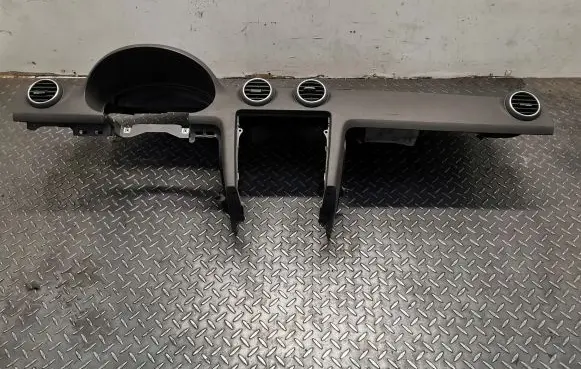 Audi A3 S3 8P Dashboard